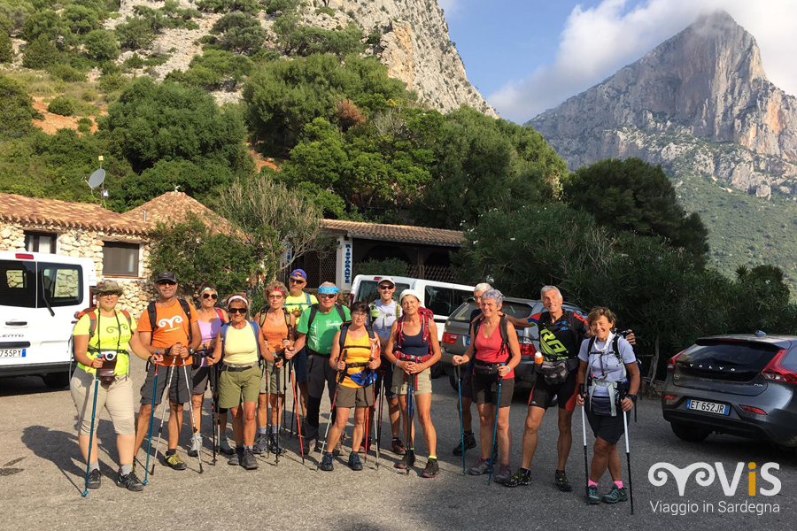 io con i miei bastoncini da trekking Ferrino